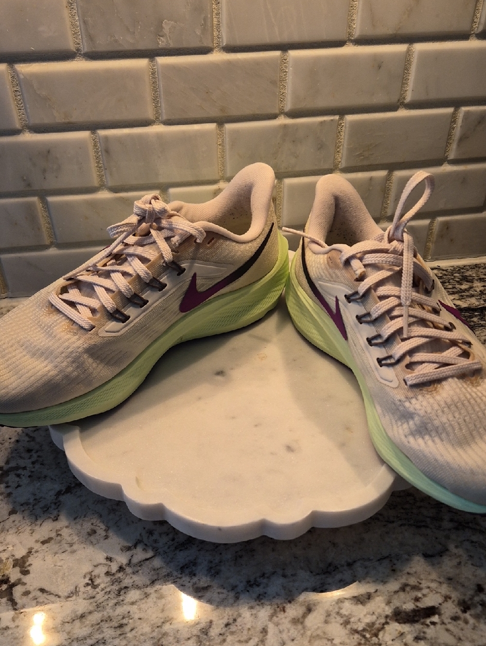 Womens NIKE WOMENS AIR ZOOM PEGASUS 39 SHOES Size 7.5 - Picture 6 of 12